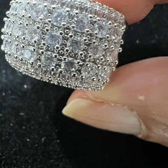 NWOT… Sterling Silver 925 W/ Simulated Diamonds And 18K White Gold Overlay. - Picture 6 of 10